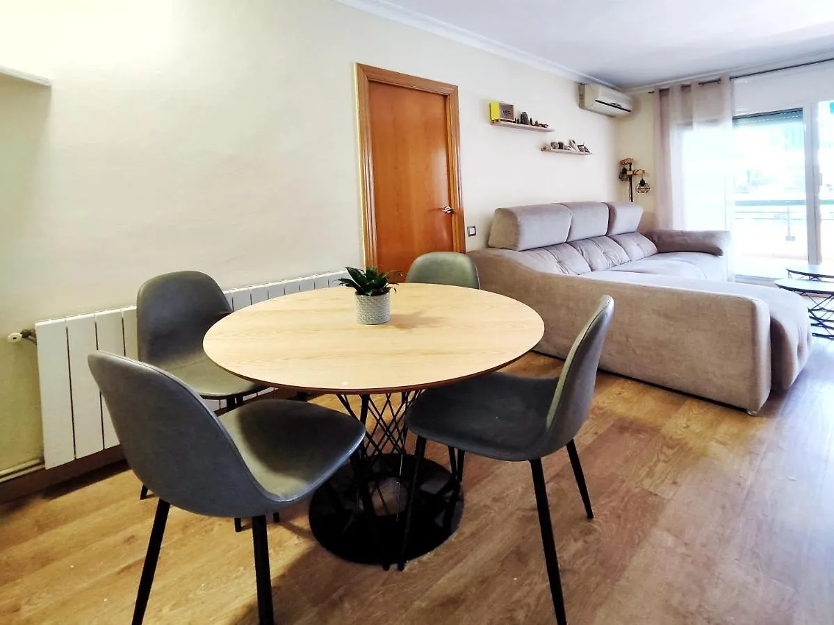 Magnifico Apartamento En La Playa De Gava Mar Apartment Castelldefels Spain